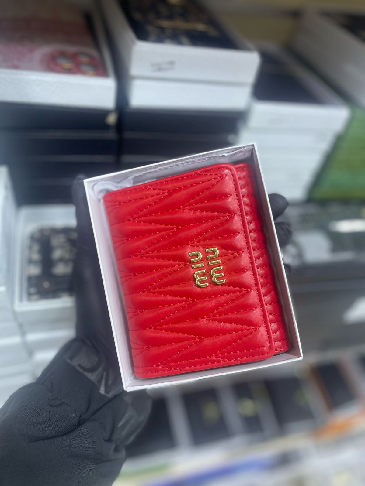 Portefeuilles miumiu rouge