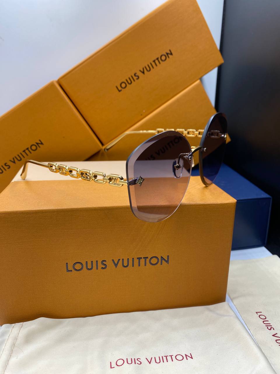 Lunette LV MASTER QYALITY avec emblallage