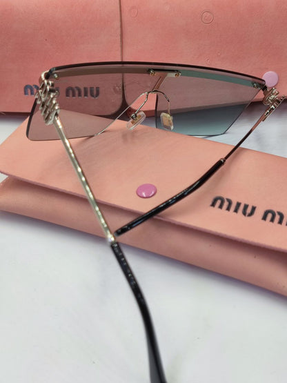 Lunette Miumiu en Gris MASTER QUALITY avec emballage