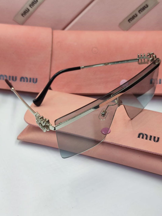 Lunette Miumiu en Gris MASTER QUALITY avec emballage