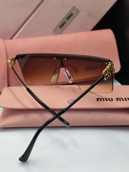 Lunette Miumiu en Noir et Gold MASTER QUALITY avec emballage